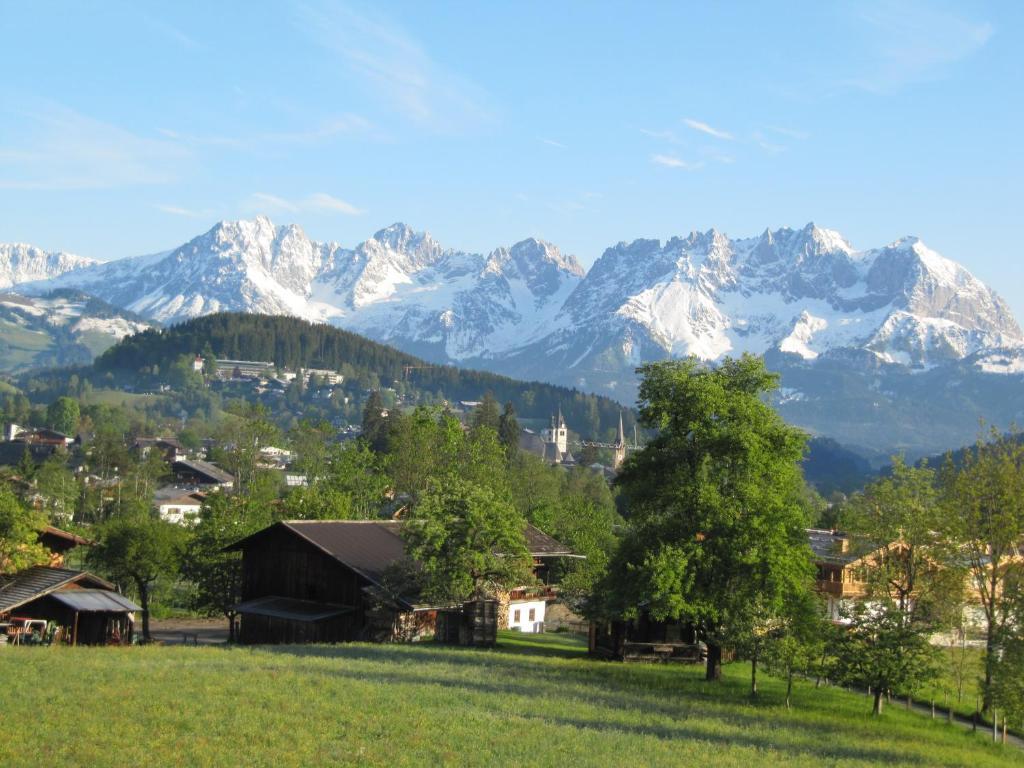 Hôtel Haus Friedl à Kitzbühel Extérieur photo